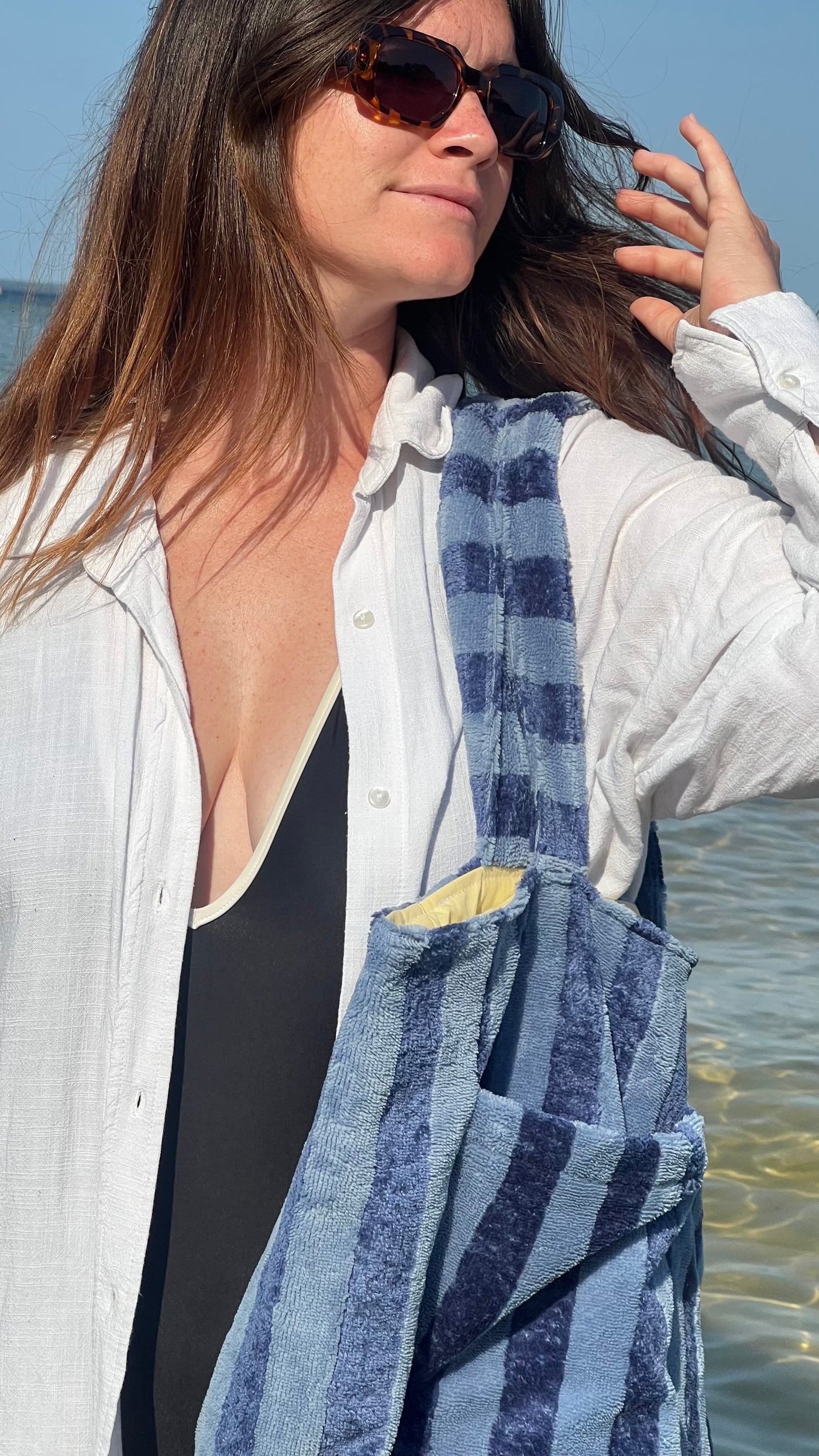 Sac de plage : rayures bleues
